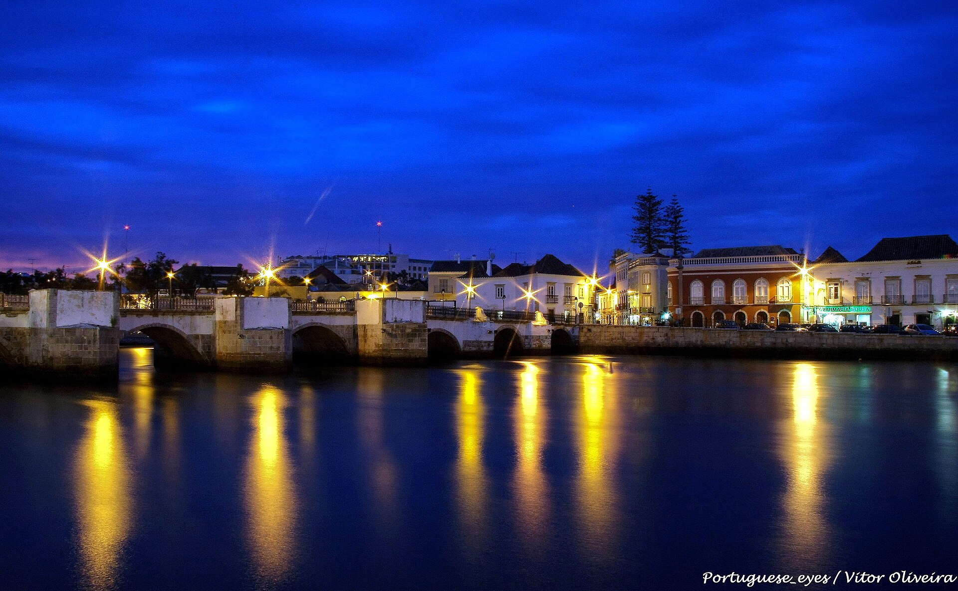Pont Romain (Ponte Antiga) - Vitor Oliveira from Torres Vedras, PORTUGAL, CC BY-SA 2.0, Wikimedia Commons (Rio Gilão - Tavira - Portugal (36999853074).jpg) 9/12