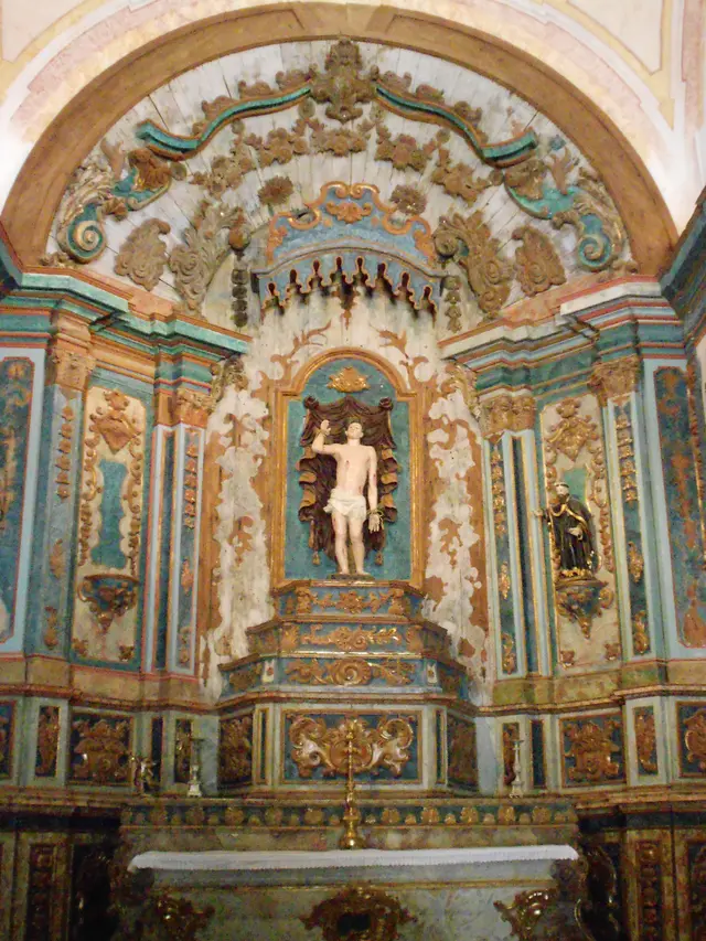 Ermida de São Sebastião - Ricardo Filipe Pereira, CC BY-SA 4.0 <https://creativecommons.org/licenses/by-sa/4.0>, via Wikimedia Commons 3/4