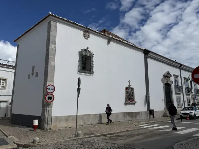 Church of Nossa Senhora das Ondas - Flemming Berthelsen 2/5