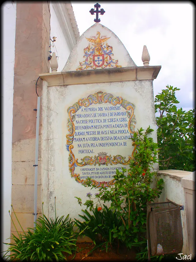 Roman Bridge (Ponte Antiga) - <a rel="nofollow" class="external text" href="https://www.flickr.com/people/91124353@N05">Jose A.</a> 7/11