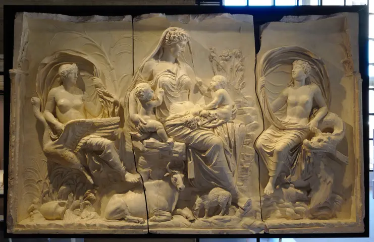 Altar of Peace Museum - <span class="int-own-work" lang="en">Own work</span> 7/10