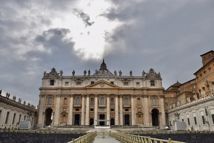 Saint Peter’s Basilica - <span class="int-own-work" lang="en">Own work</span> 6/11