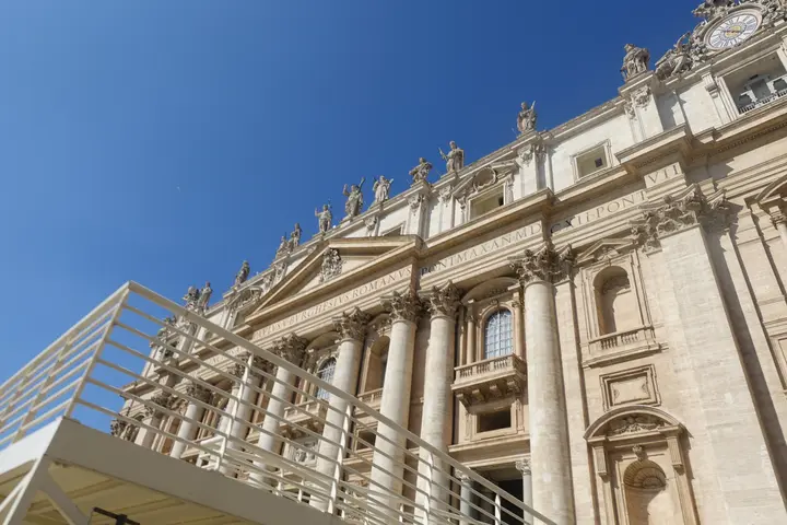 Saint Peter’s Basilica - <span class="int-own-work" lang="en">Own work</span> 2/11