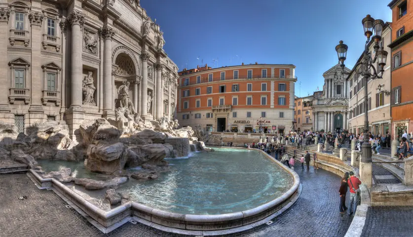 Trevi Fountain - <span class="int-own-work" lang="en">Own work</span> 3/9