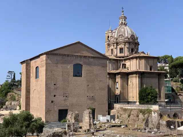 Roman Forum - <span class="int-own-work" lang="en">Own work</span> 2/12