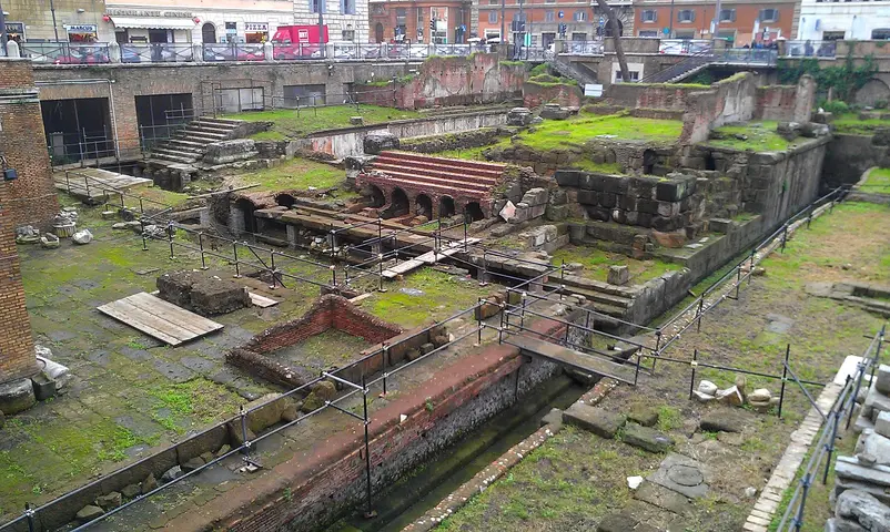 Largo di Torre Argentina - <span class="int-own-work" lang="">Own work by the original uploader</span> 11/12