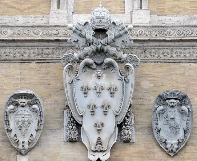 Palazzo Farnese - <span class="int-own-work" lang="en">Own work</span> 3/9