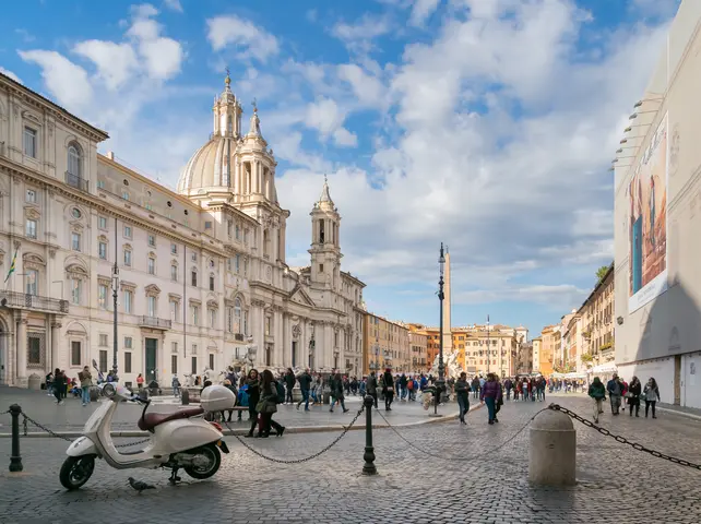 Piazza Navona - <span class="int-own-work" lang="en">Own work</span> 1/12
