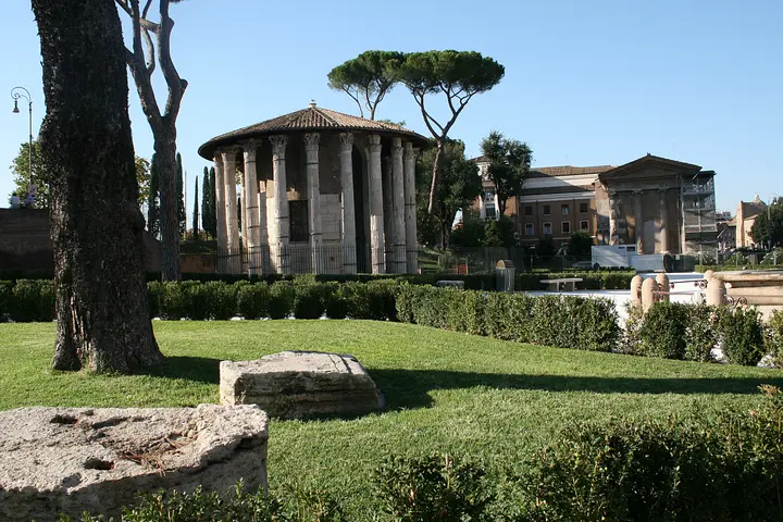 Temple of Hercules Victor - <span class="int-own-work" lang="en">Own work</span> 8/11