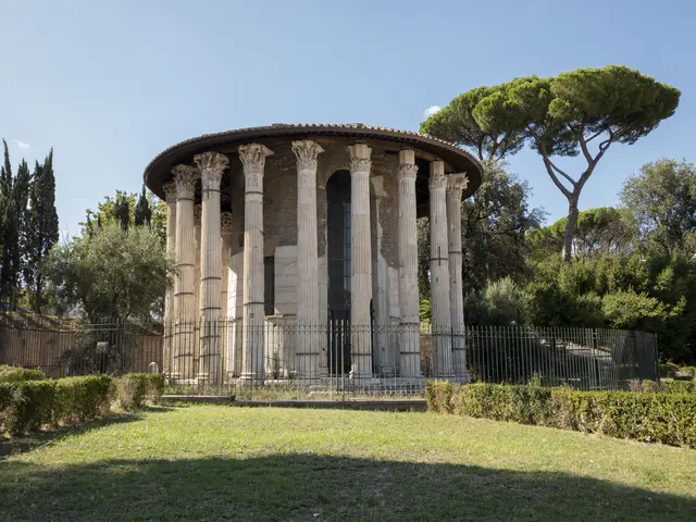 Temple of Hercules Victor - <span class="int-own-work" lang="en">Own work</span> 10/11