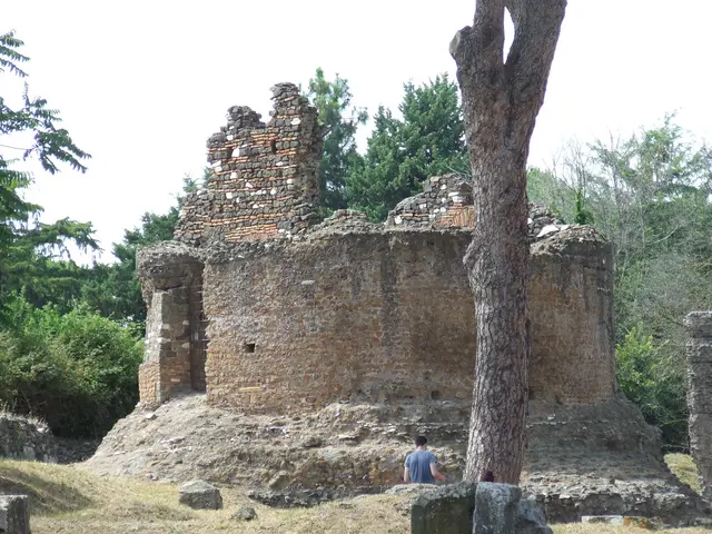 Via Appia Antica - <span class="int-own-work" lang="en">Own work</span> 4/12