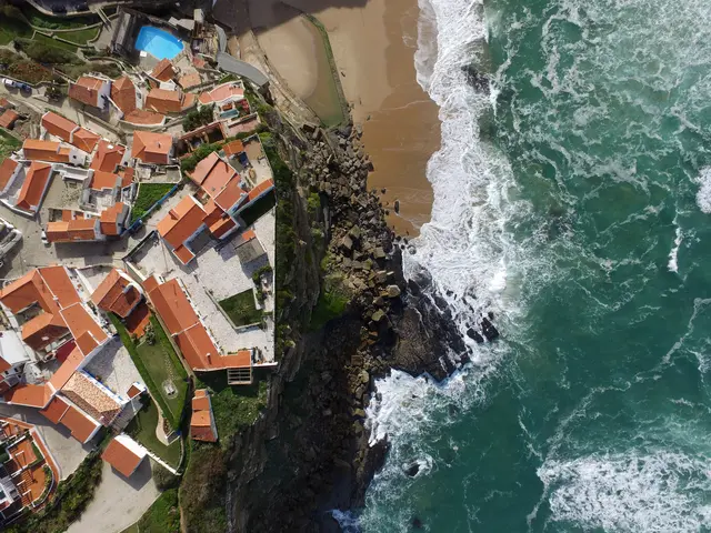 Azenhas do Mar - <span class="int-own-work" lang="en">Own work</span> 7/8